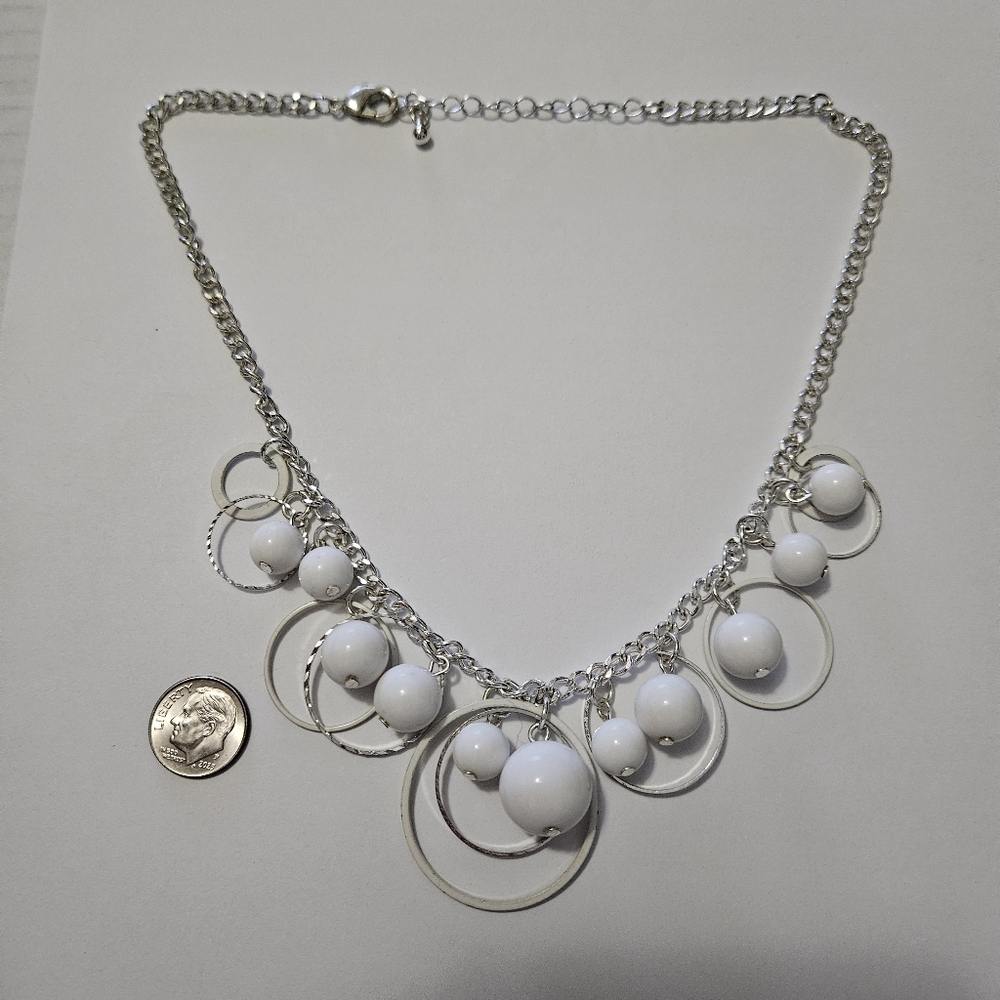 Costume Jewelry Pearl Necklace with Silver Toned Rings and White Beads